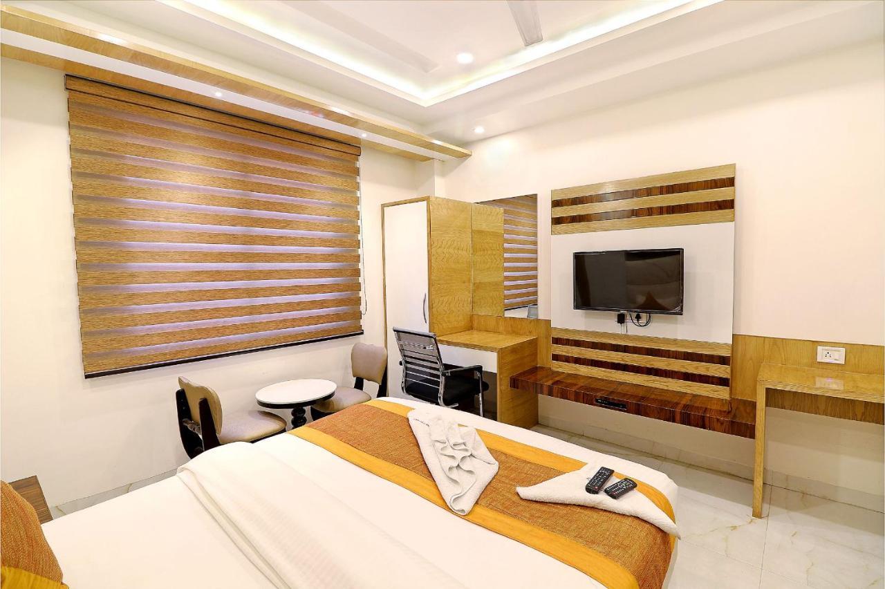 Hotel York Legacy -3 Minutes Walk From New Delhi Railway Station 'The 5 Star Ambience' Newly Built Exterior foto